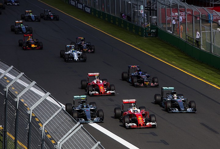 How Ferrari threw away Melbourne victory