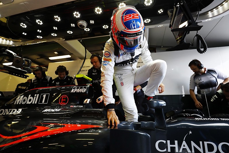 McLaren in ‘better position than most’ after first F1 practice day