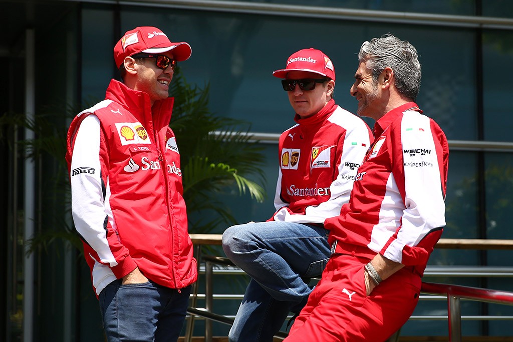Vettel-Raikkonen-Arrivabene-whos-boss_ferrari